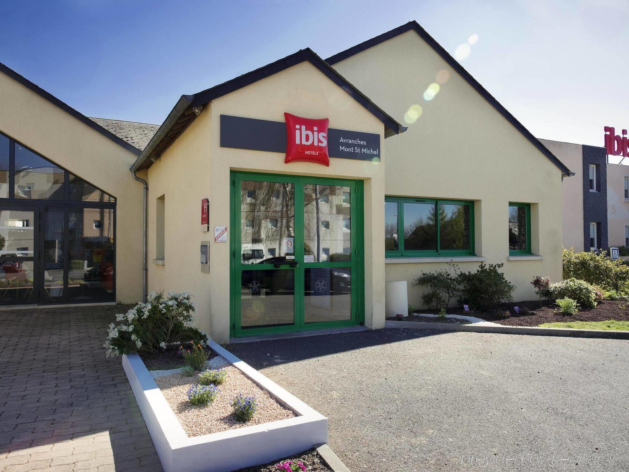 Ibis Avranches Baie Du Mont-Saint-Michel Hotel Exterior foto